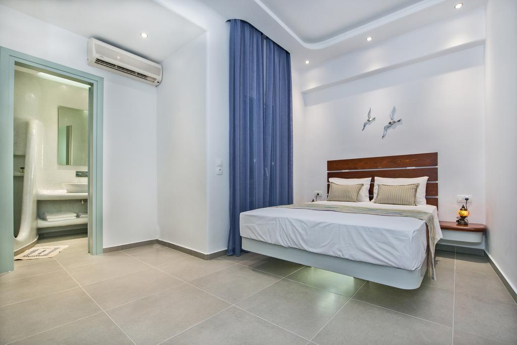 Petini'S Place Фіра Екстер'єр фото