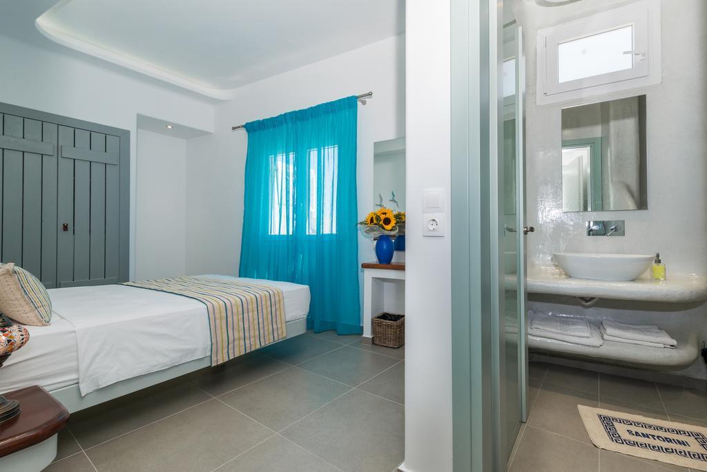 Petini'S Place Фіра Екстер'єр фото